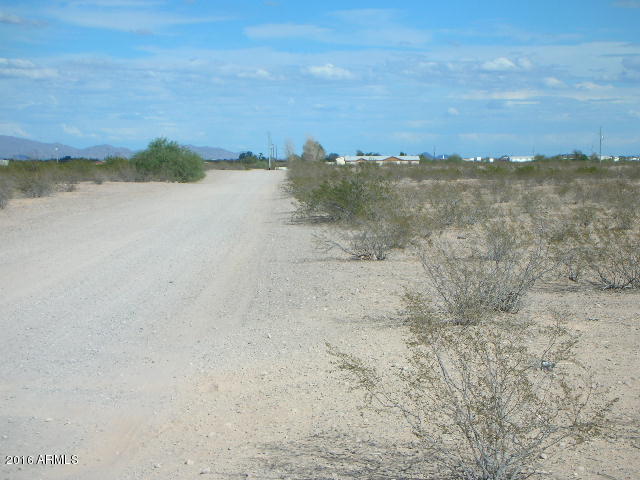 999 N Wintersburg Road, Tonopah, AZ 85354