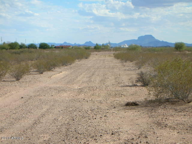 999 N Wintersburg Road, Tonopah, AZ 85354