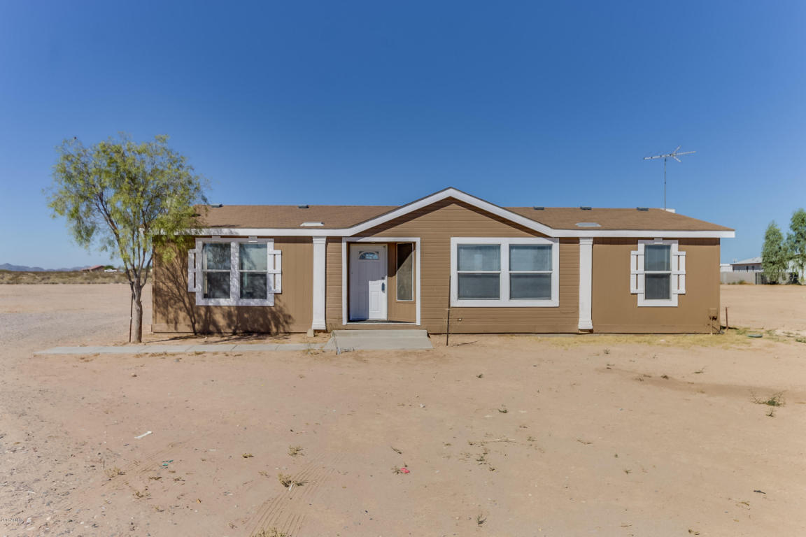 1215 N 381st Avenue, Tonopah, AZ 85354