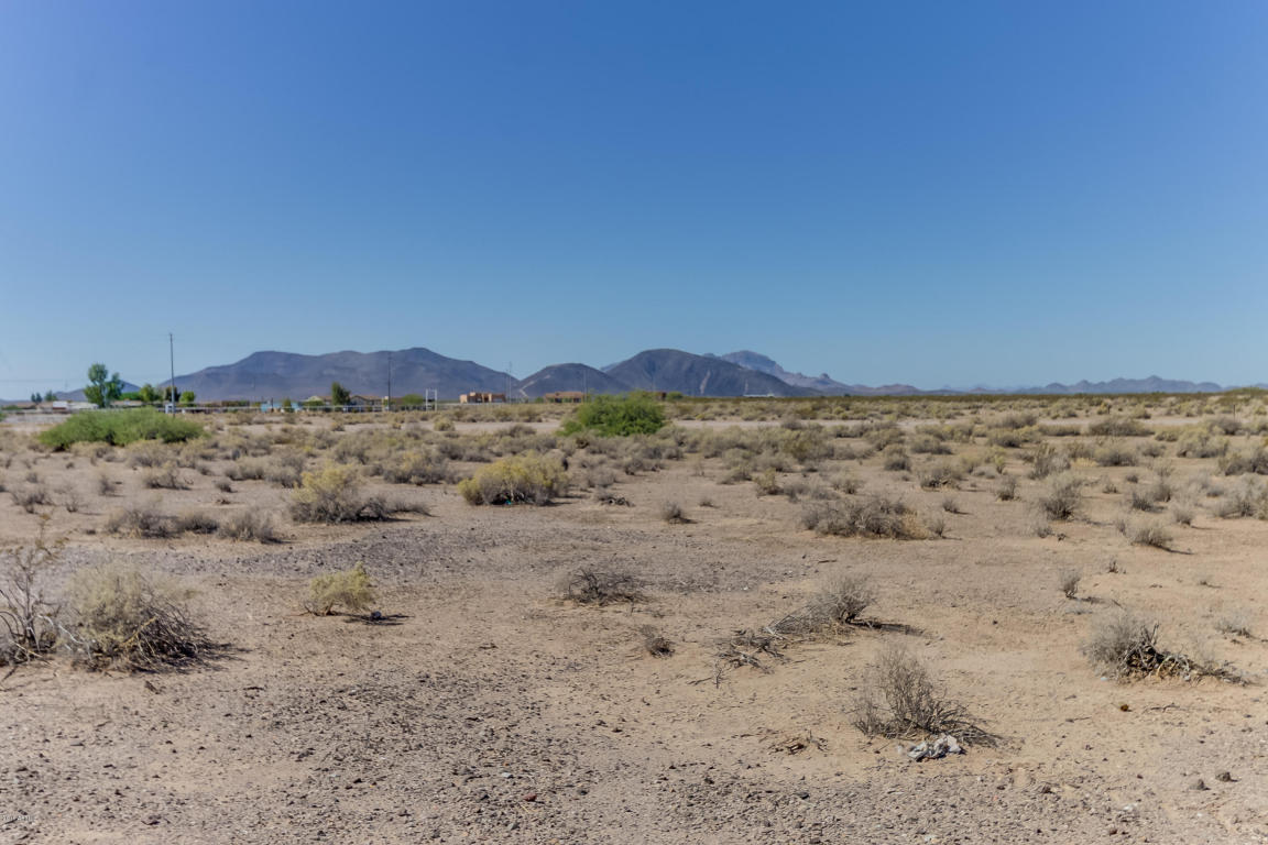 1215 N 381st Avenue, Tonopah, AZ 85354