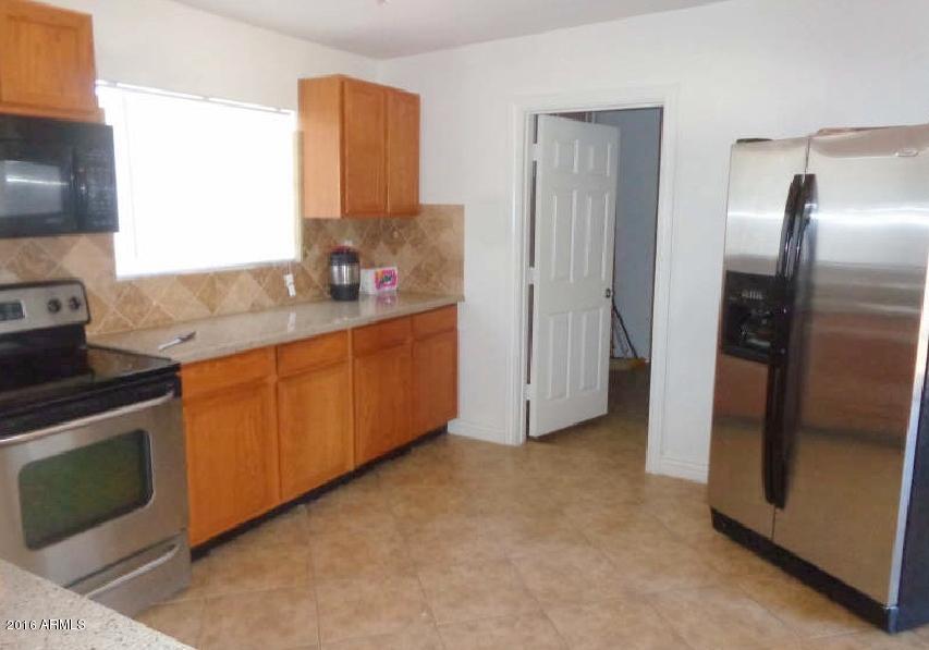 21833 W MAPLE Street, Wittmann, AZ 85361