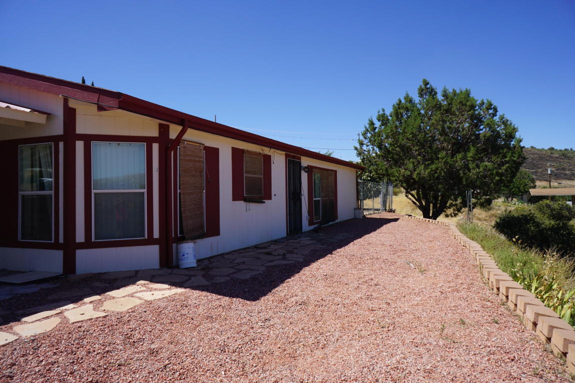 22818 S CREST Way, Yarnell, AZ 85362