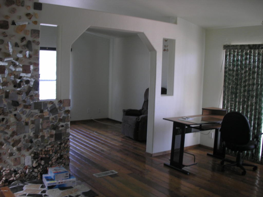 22818 S CREST Way, Yarnell, AZ 85362