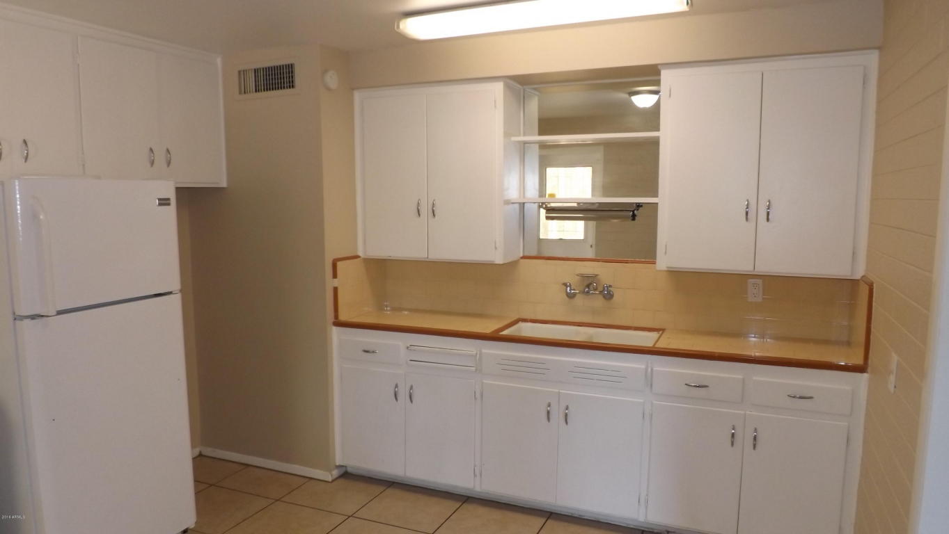 11114 W NEBRASKA Avenue, Youngtown, AZ 85363