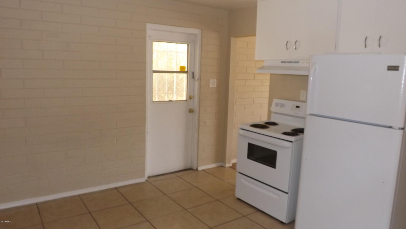 11114 W NEBRASKA Avenue, Youngtown, AZ 85363