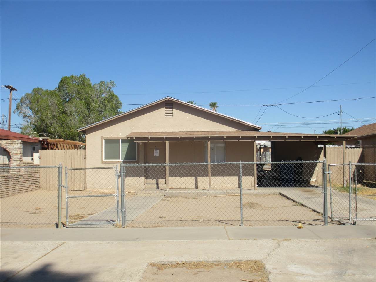 1045 S 10 AVE, Yuma, AZ 85364
