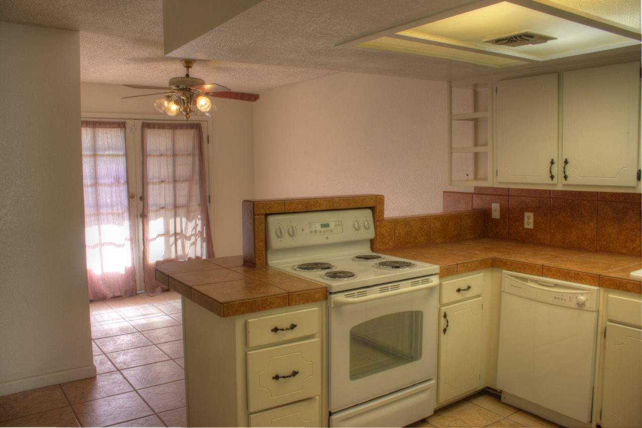2155 S 14 AVE, Yuma, AZ 85364