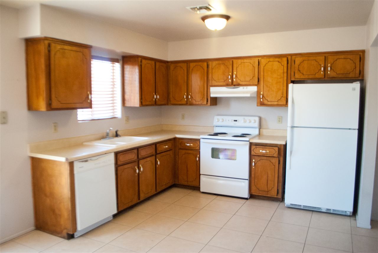 4467 W 17 ST, Yuma, AZ 85364