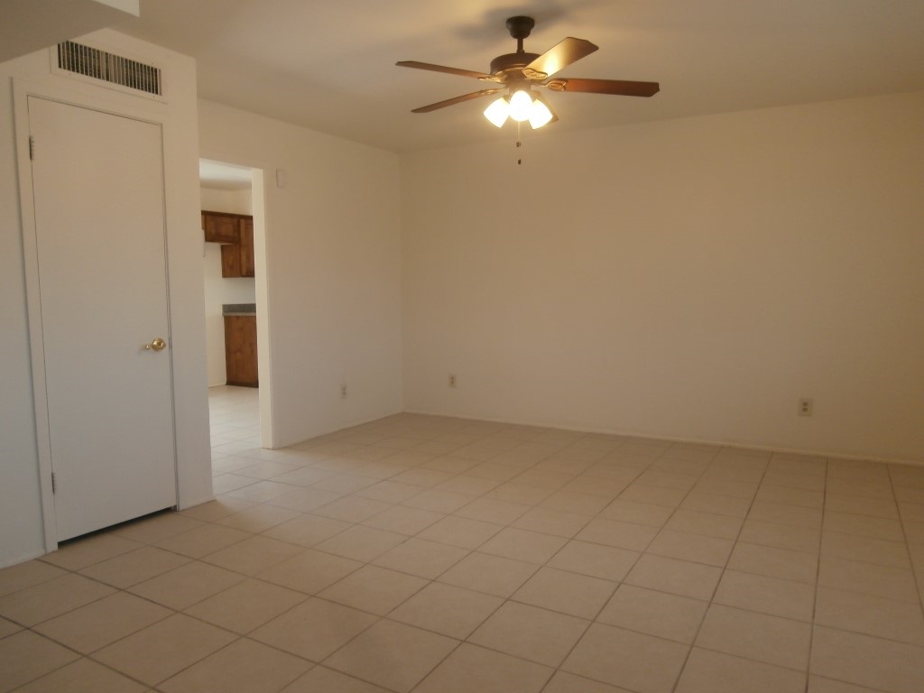3054 S DEL MAR AVE, Yuma, AZ 85364