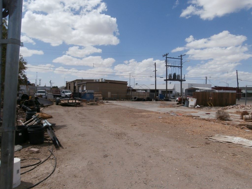 830 S ORANGE AVE, Yuma, AZ 85364