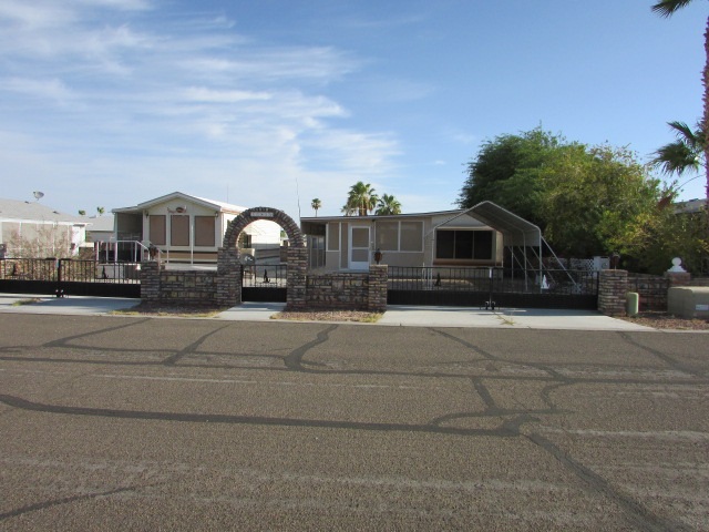 13418 E 49 Dr, Yuma, AZ 85367