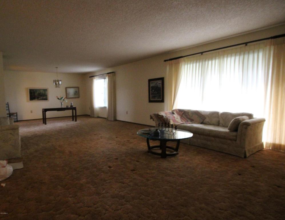18440 N CONESTOGA Drive, Sun City, AZ 85373
