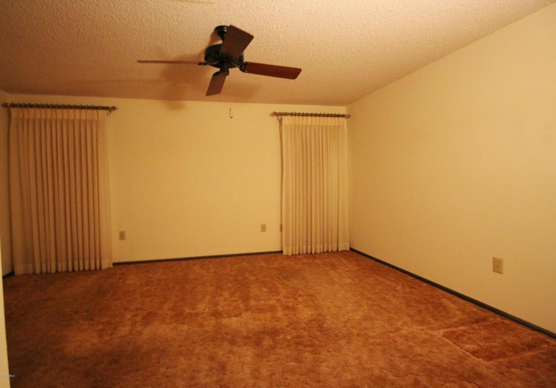 18440 N CONESTOGA Drive, Sun City, AZ 85373
