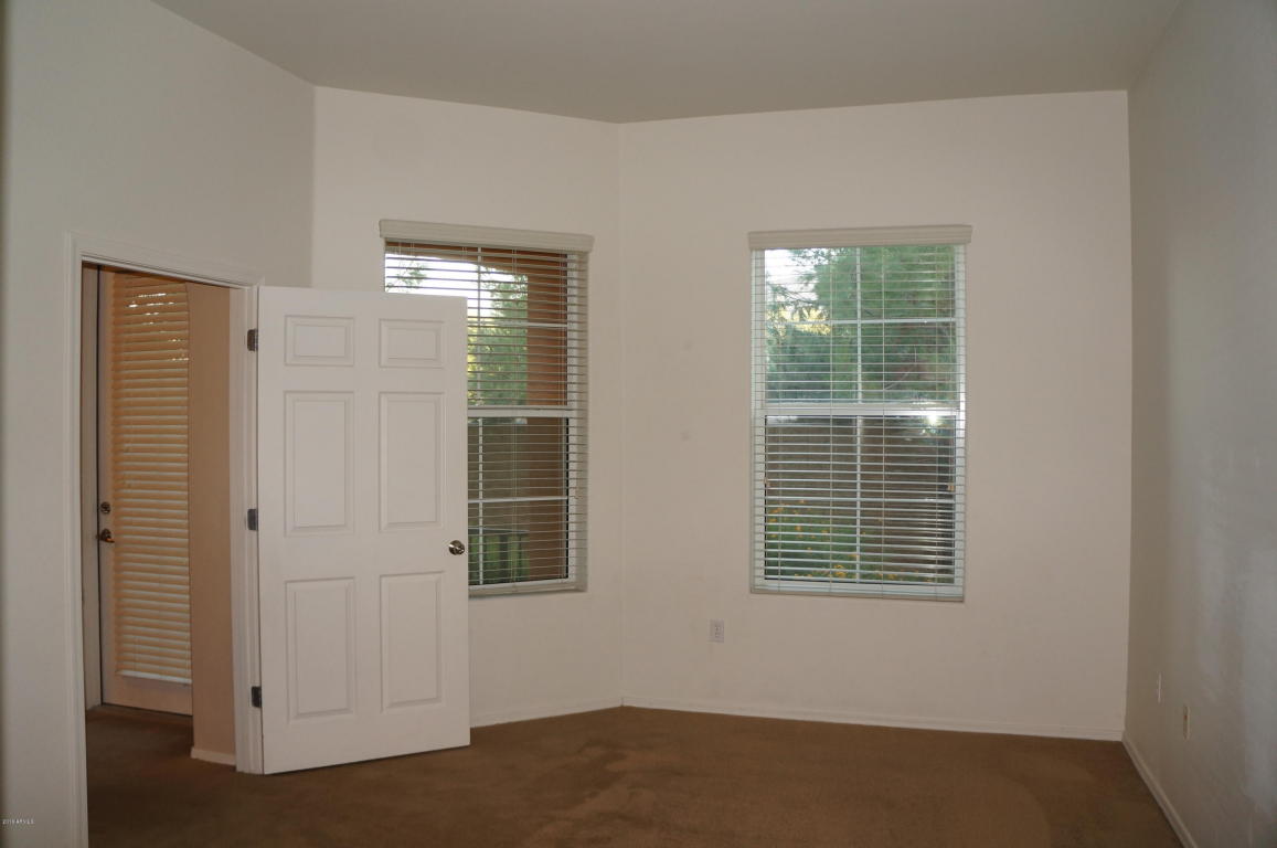 14575 W MOUNTAIN VIEW Boulevard, Surprise, AZ 85374