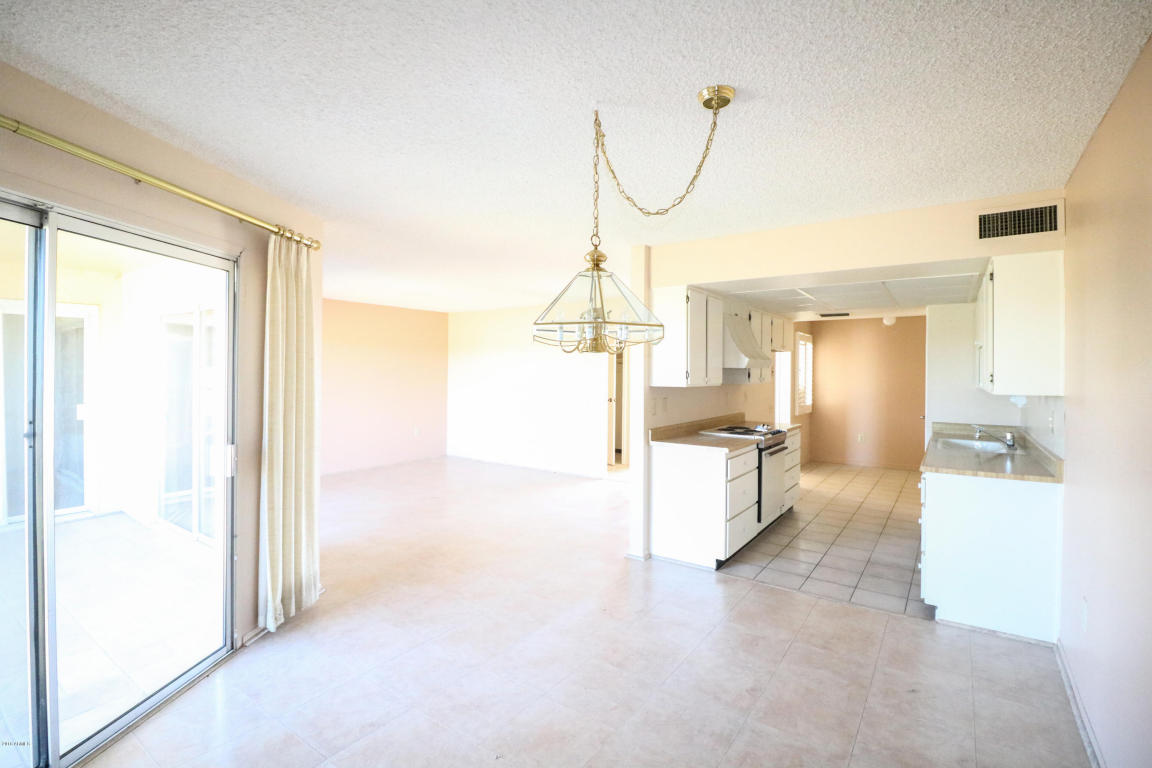 19240 N STAR RIDGE Drive, Sun City West, AZ 85375