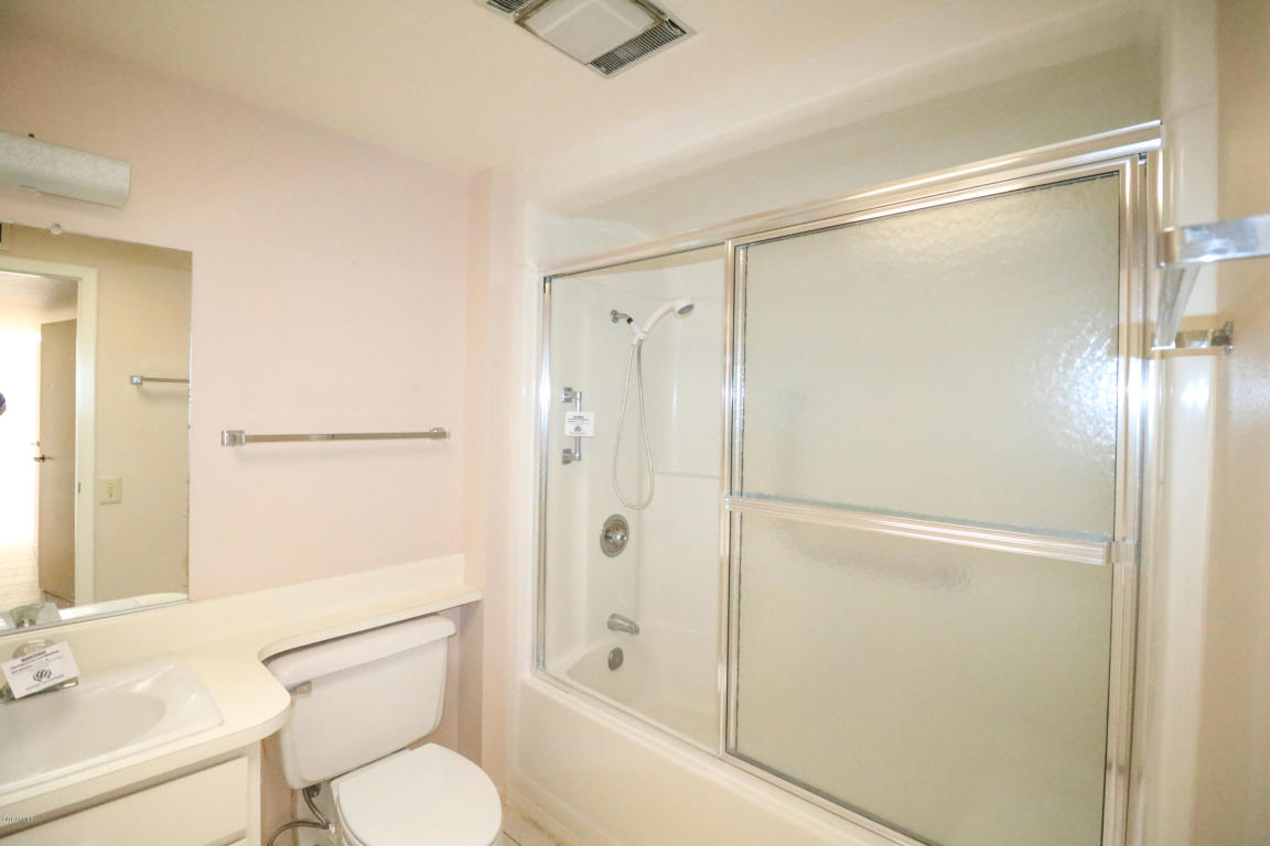 19240 N STAR RIDGE Drive, Sun City West, AZ 85375