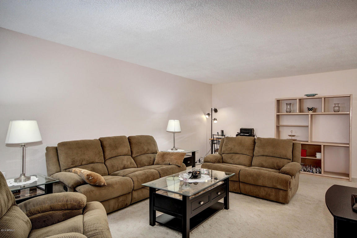 13335 W COPPERSTONE Drive, Sun City West, AZ 85375
