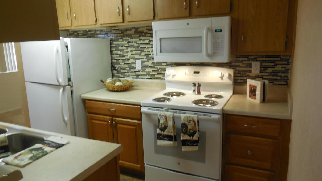 12123 W BELL Road, Surprise, AZ 85378