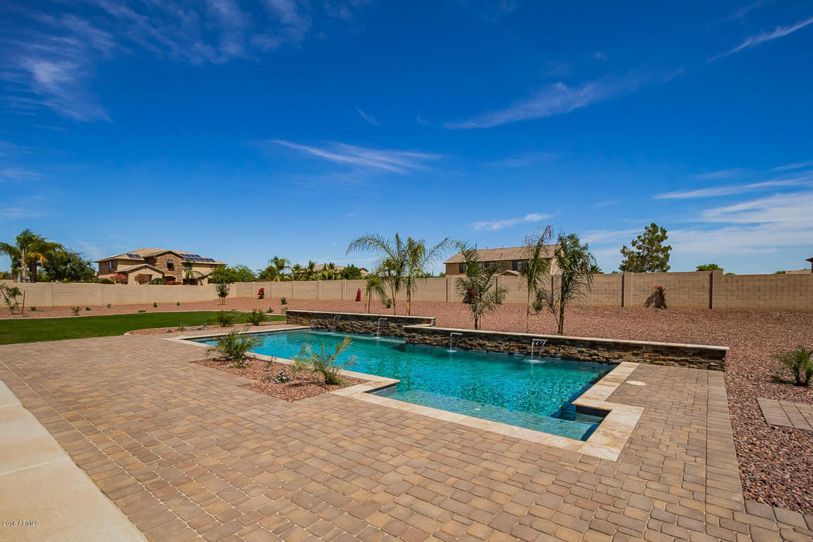 14588 W BECKER Lane, Surprise, AZ 85379