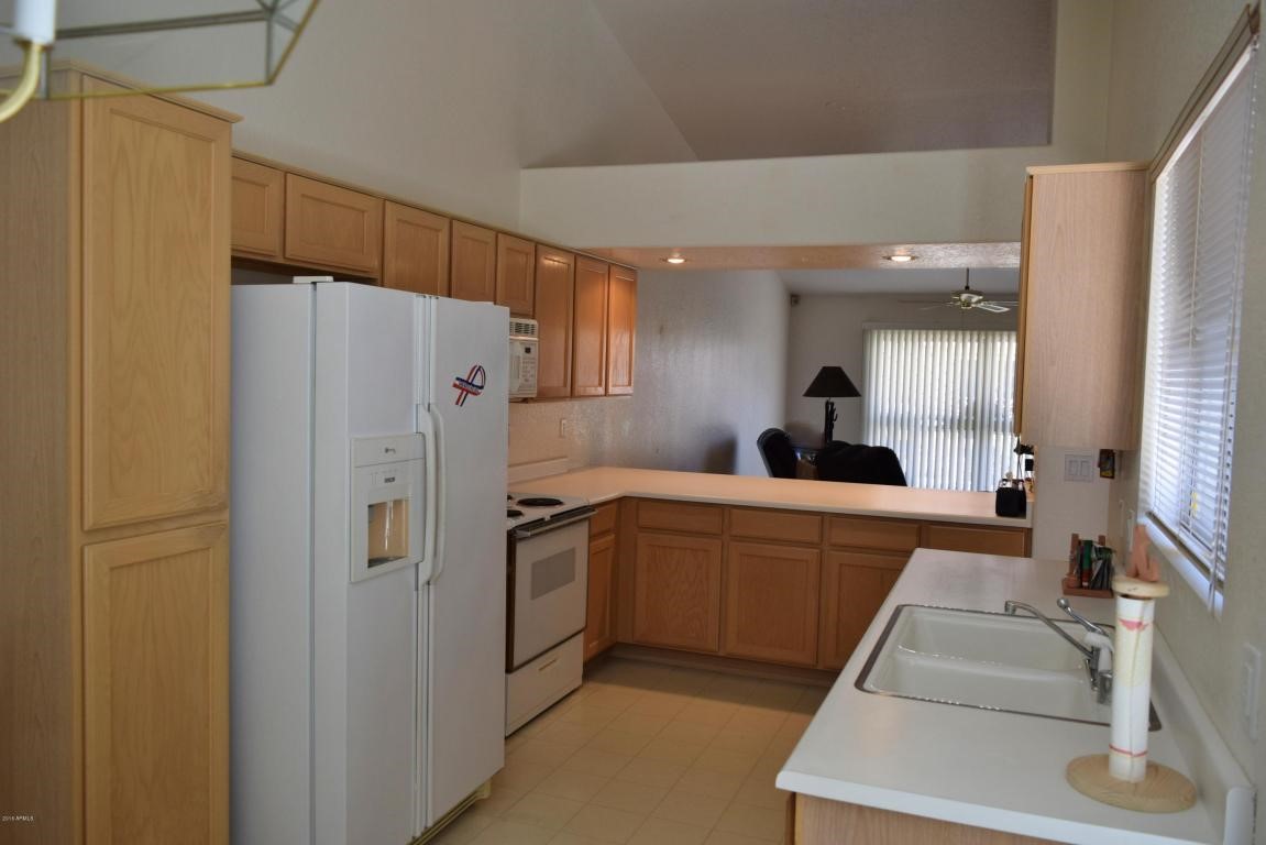 20609 N 104th Avenue, Peoria, AZ 85382