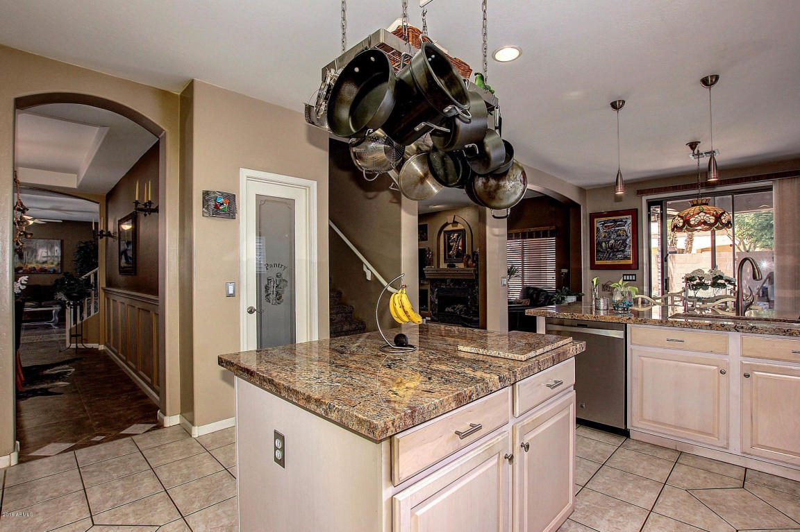 6886 W JACKRABBIT Lane, Peoria, AZ 85383