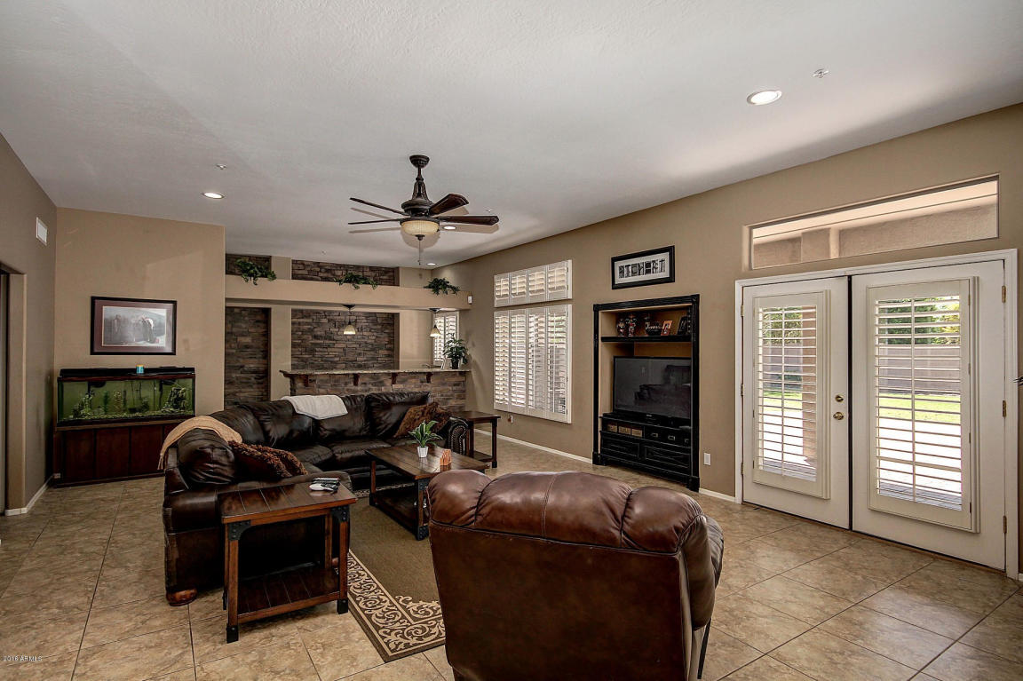 9827 W SYDNEY Way, Peoria, AZ 85383