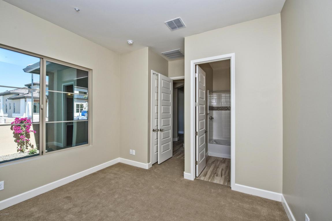 13220 W BAKER Drive, Peoria, AZ 85383
