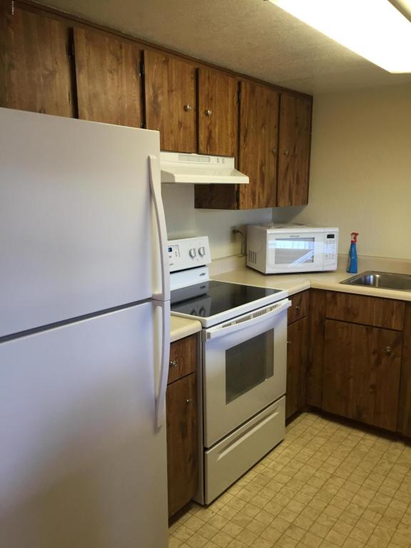 455 N TEGNER Street, Wickenburg, AZ 85390
