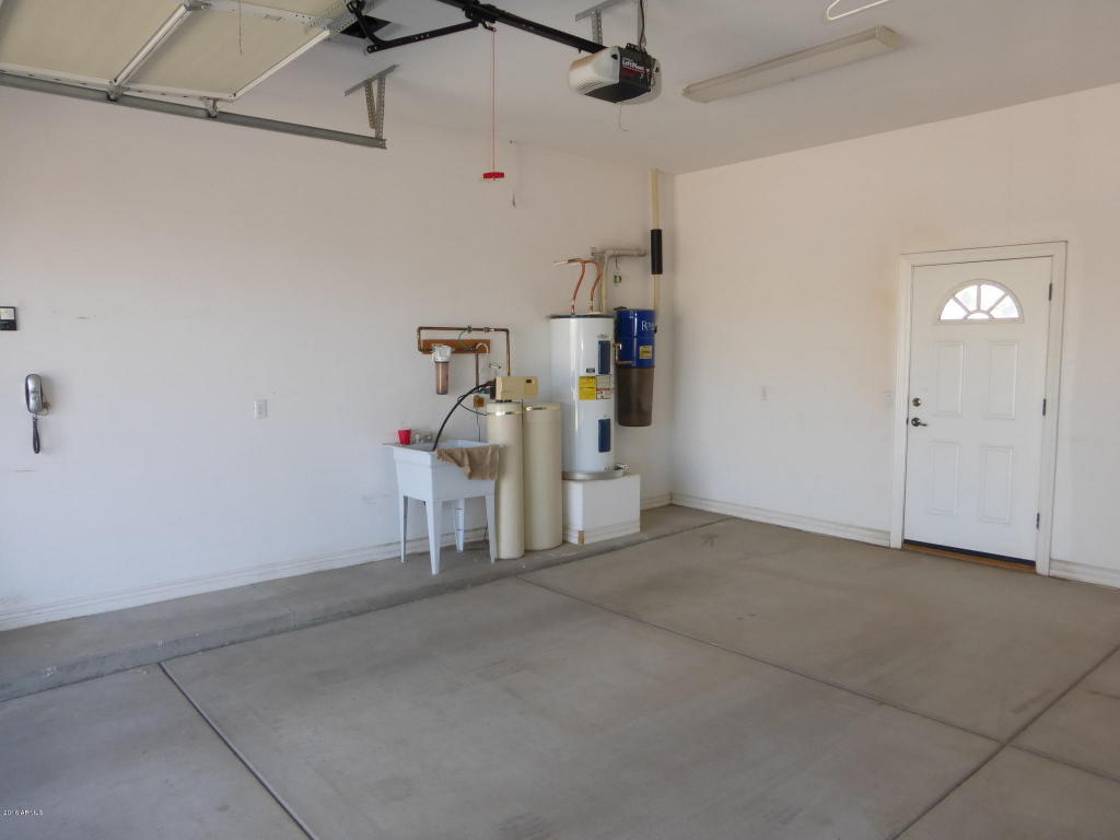 2525 N 104TH Avenue, Avondale, AZ 85392