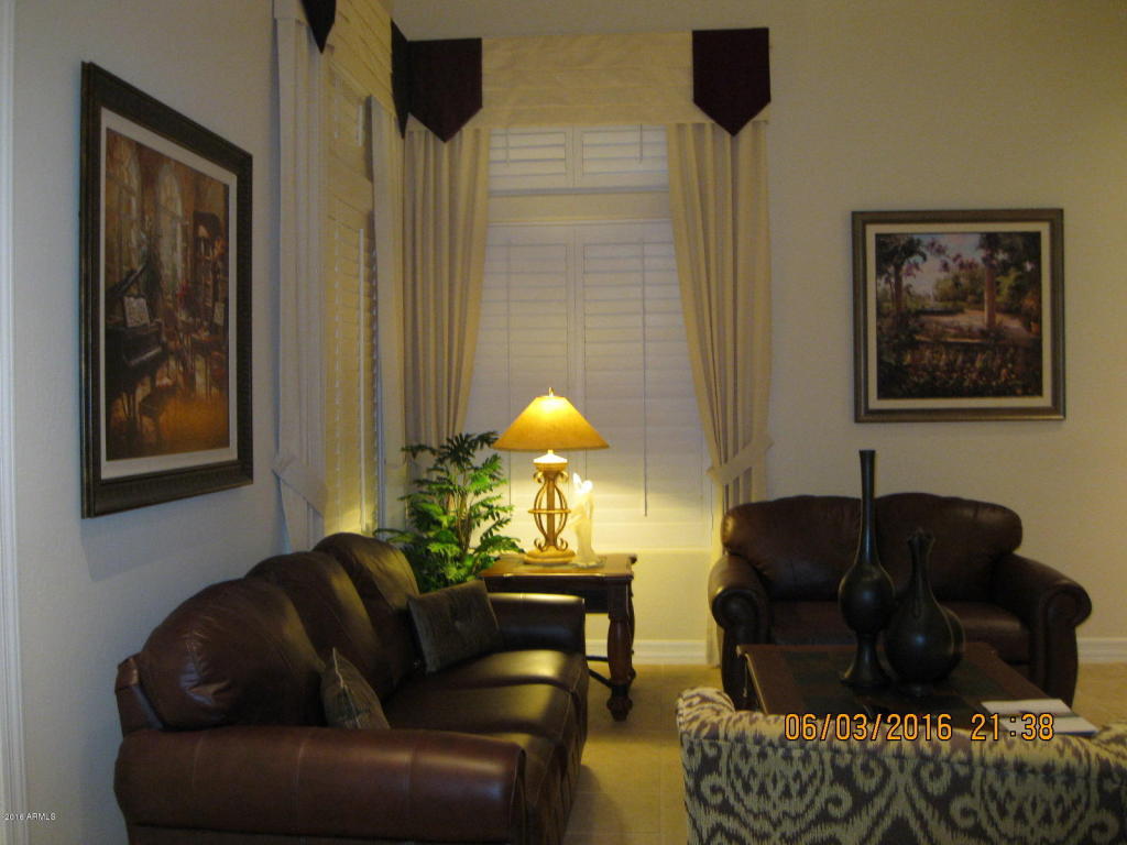 13573 FAIRWAY Loop N, Goodyear, AZ 85395