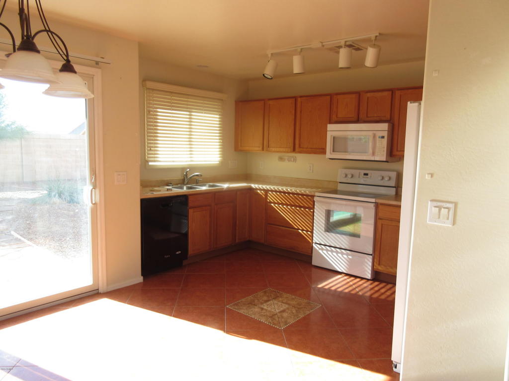 30325 W LEAH Drive, Buckeye, AZ 85396