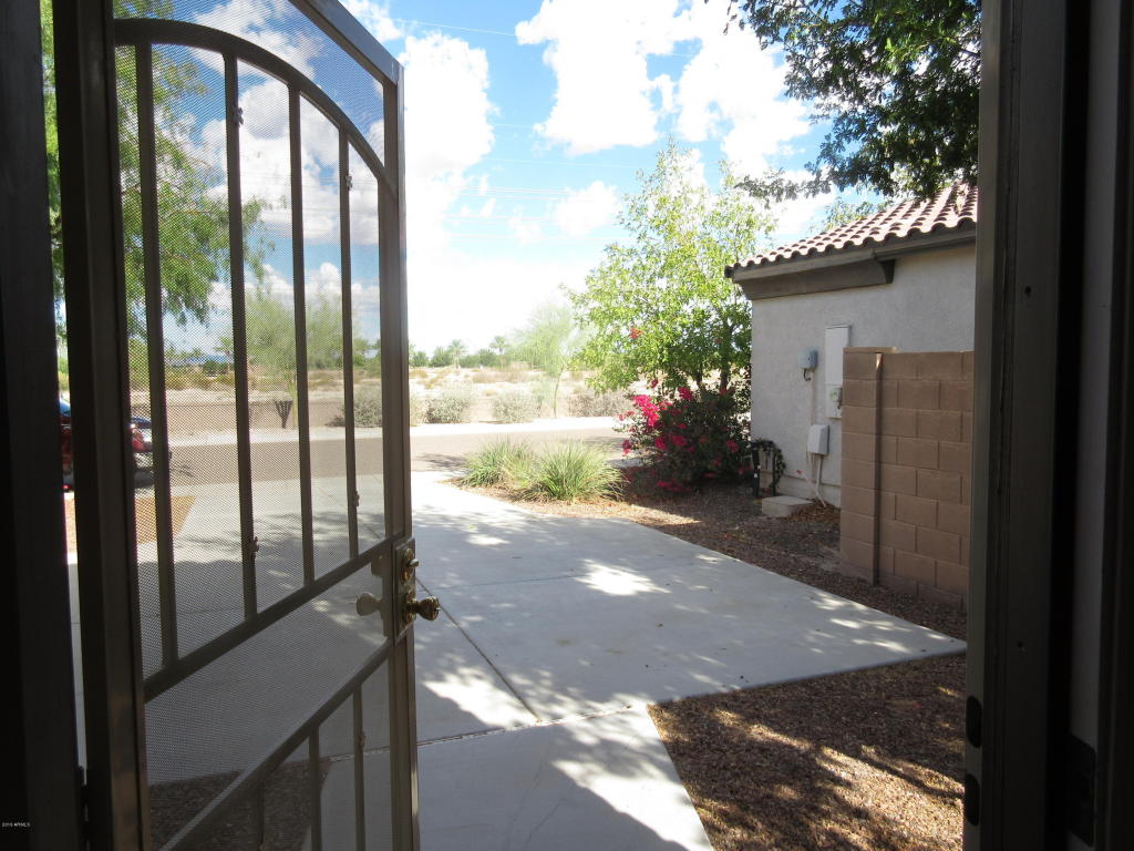 30325 W LEAH Drive, Buckeye, AZ 85396