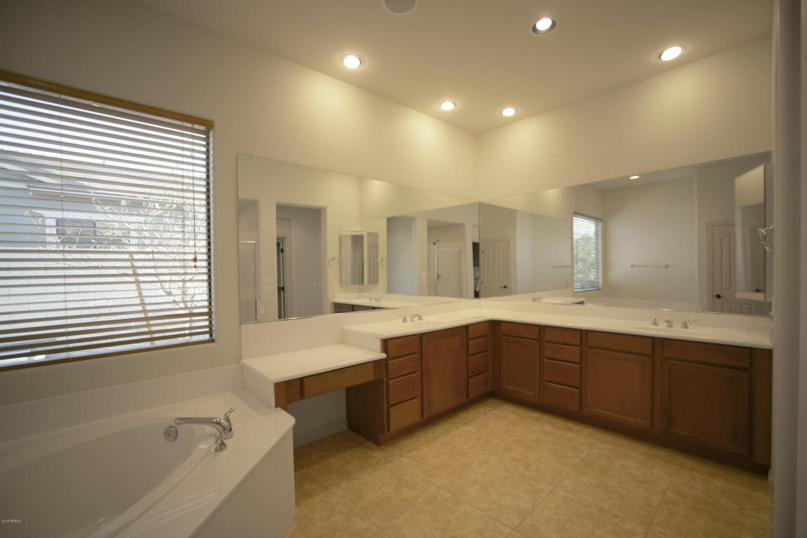 20514 W CANYON Drive, Buckeye, AZ 85396