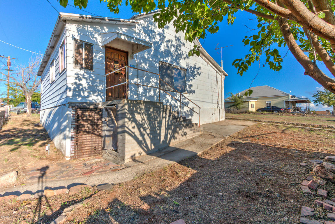 289 N EAST Street, Globe, AZ 85501