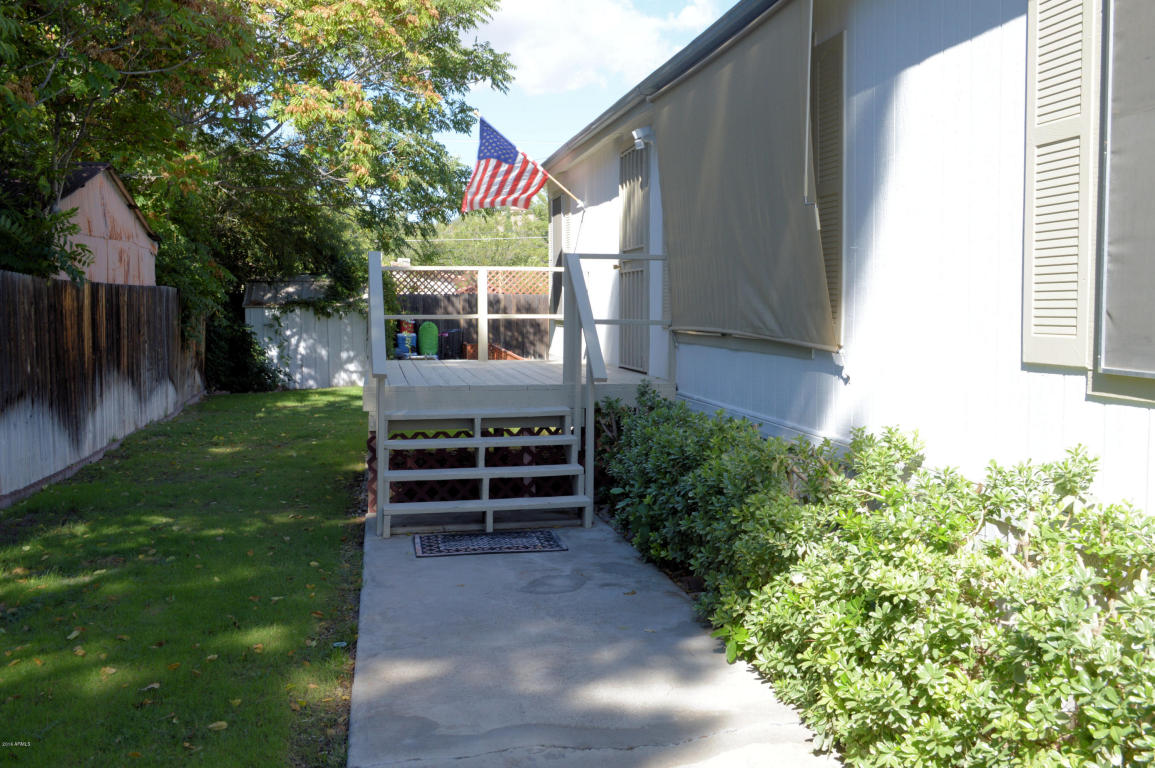 5633 S Central Drive, Globe, AZ 85501