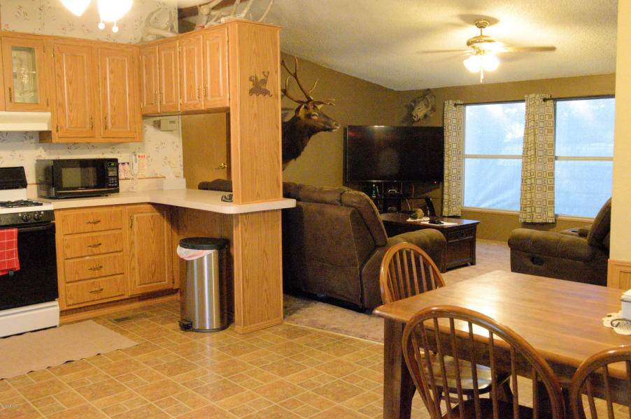 5633 S Central Drive, Globe, AZ 85501