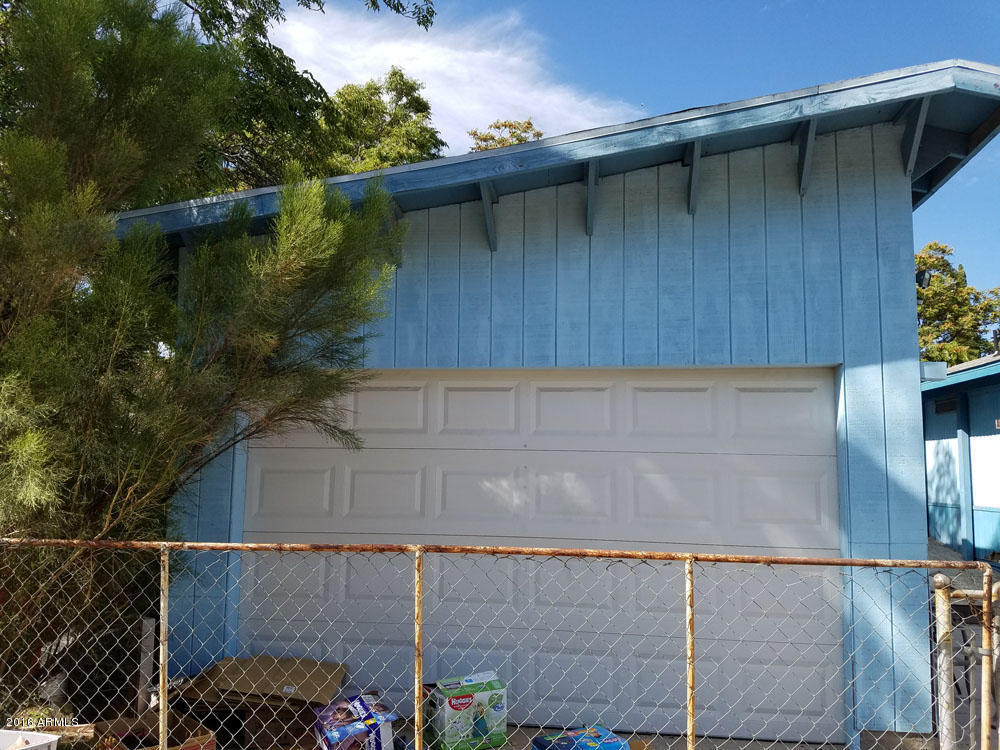 4454 E LOCOMOTIVE Drive, Miami, AZ 85539