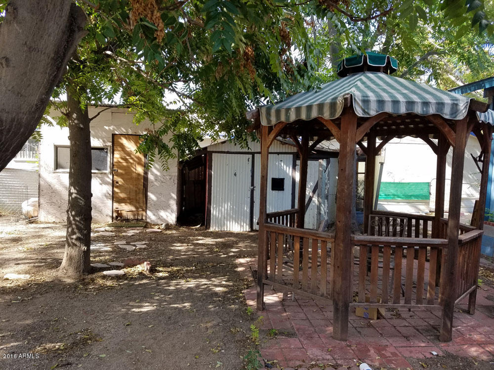 4454 E LOCOMOTIVE Drive, Miami, AZ 85539