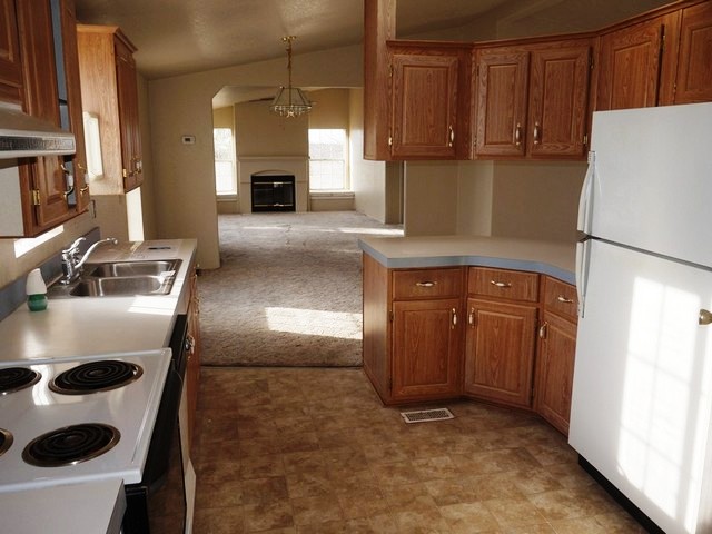 12657 W Klondyke RdPima, AZ, 85543Graham County