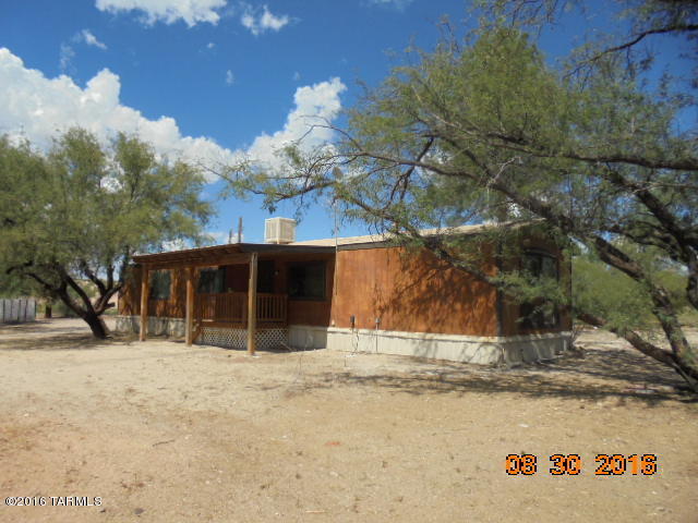 1483 N Cemetery, Benson, AZ 85602