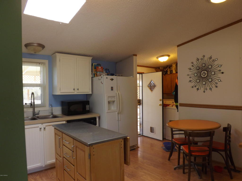 1011 E Sonora Verde, Benson, AZ 85602