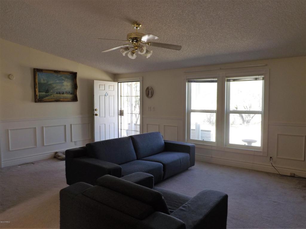 1011 E Sonora Verde, Benson, AZ 85602