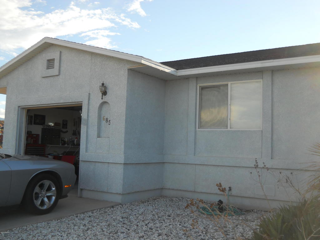 685 W Union, Benson, AZ 85602