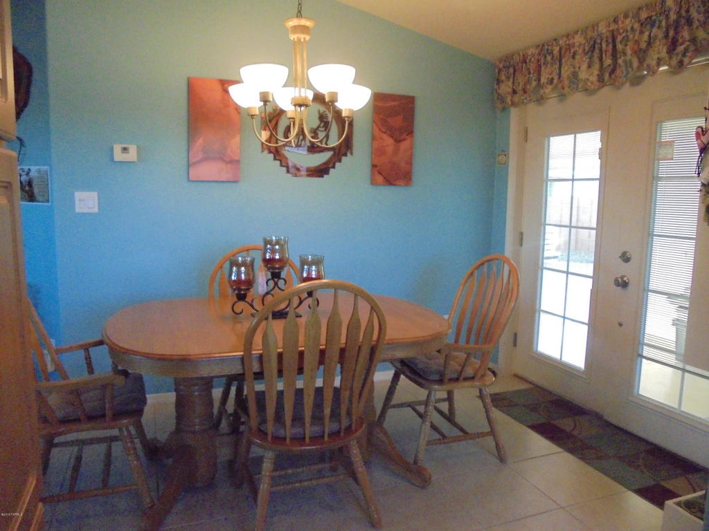 1030 S Barrel Cactus, Benson, AZ 85602