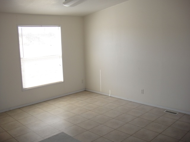 1668 N Silver Spur LnBenson, AZ, 85602Cochise County