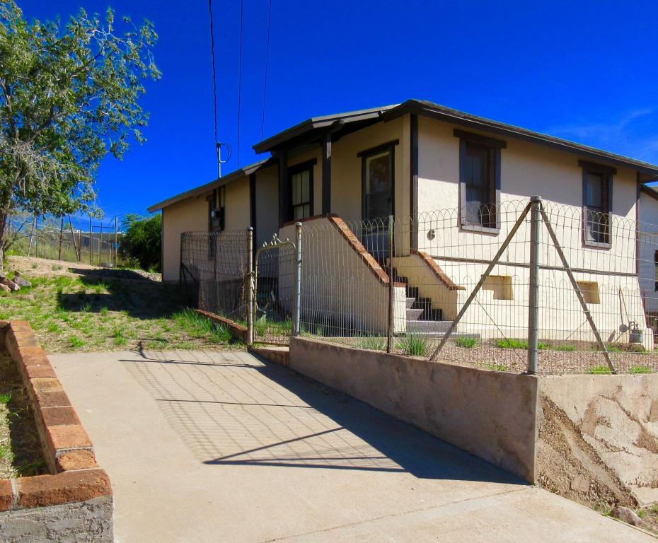 6 Mojave Trail, Bisbee, AZ 85603