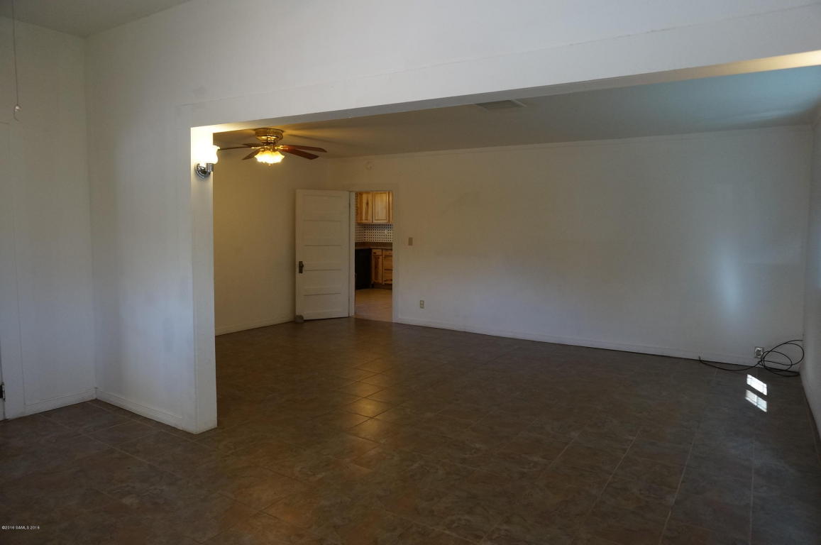 40 Cochise Row, Bisbee, AZ 85603