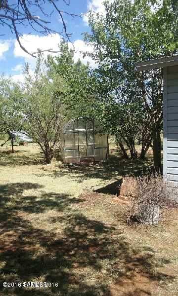 500 W Purdy Lane, Bisbee, AZ 85603