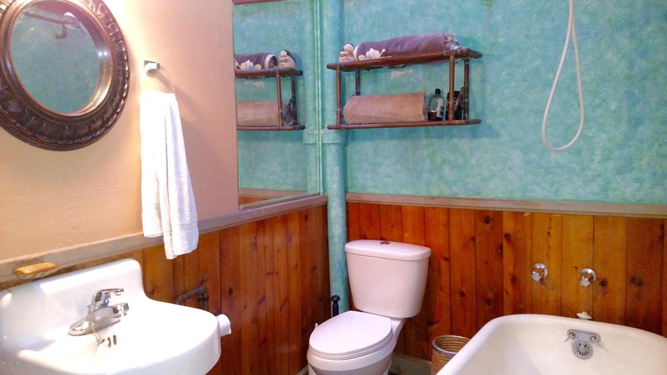 65 Shearer Avenue, Bisbee, AZ 85603