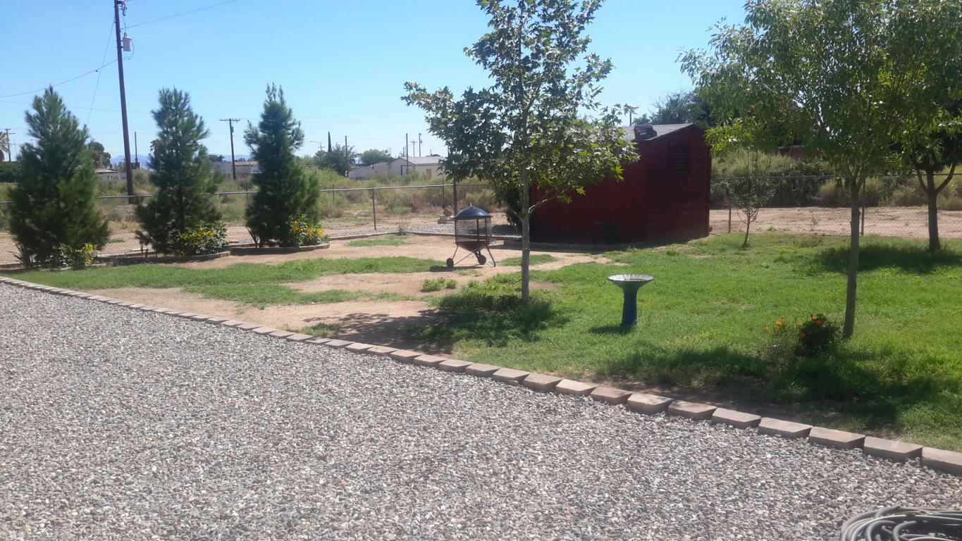 214 S Cleveland, Bowie, AZ 85605